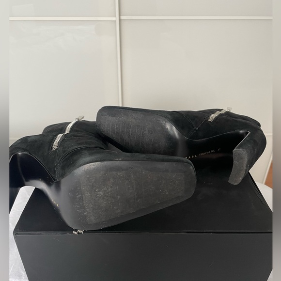 Zara Embellished Boots - Picture 5 of 5